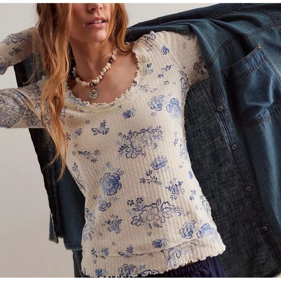 Free People Tops - Free People NWOT We the Free Clover Printed Thermal Tee Size M blue floral